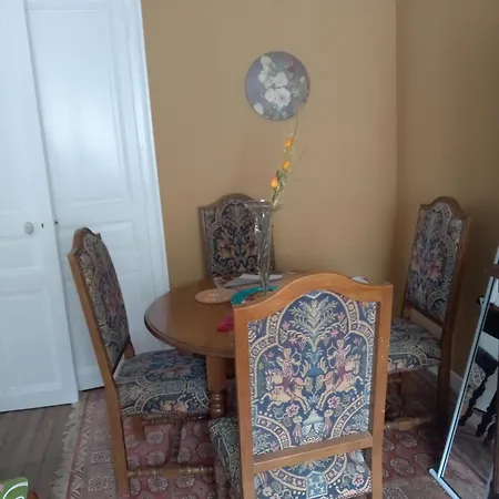 Les Fleurs Du Parc Classe 3 Etoiles شقة