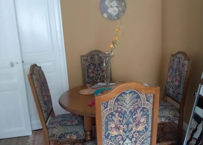 Les Fleurs Du Parc Classe 3 Etoiles Appartement